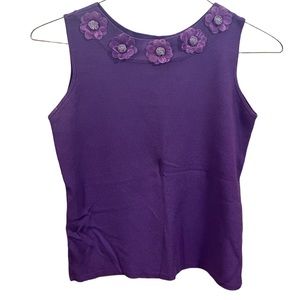 Joseph A. Sleeveless Knit Tank with embellished flower appliqué neckline Large